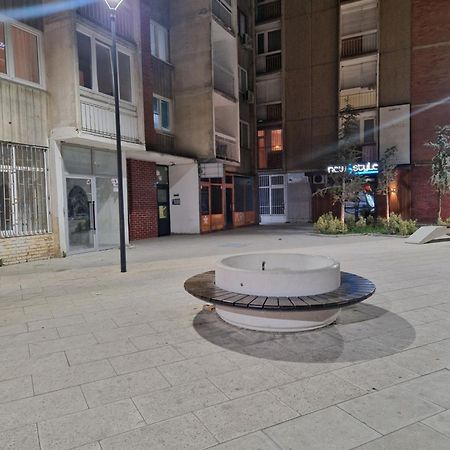 Aaa Apartment Пристина Екстериор снимка