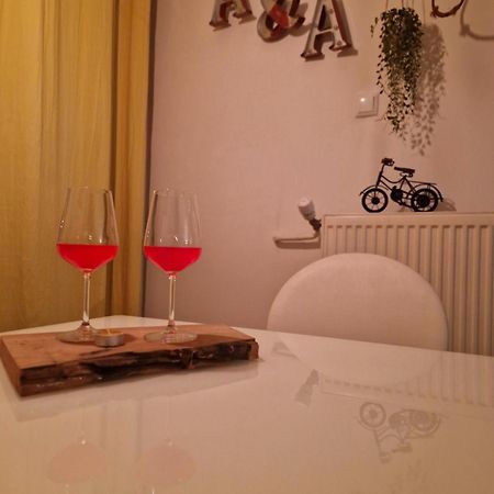 Aaa Apartment Пристина Екстериор снимка